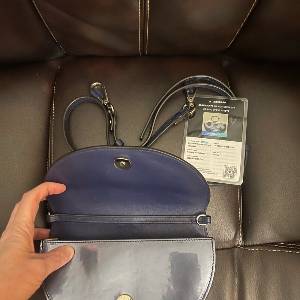 Chloe Bracelet Navy Handbag with strap - Picture 5 of 9